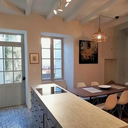 Maison Lariviere *